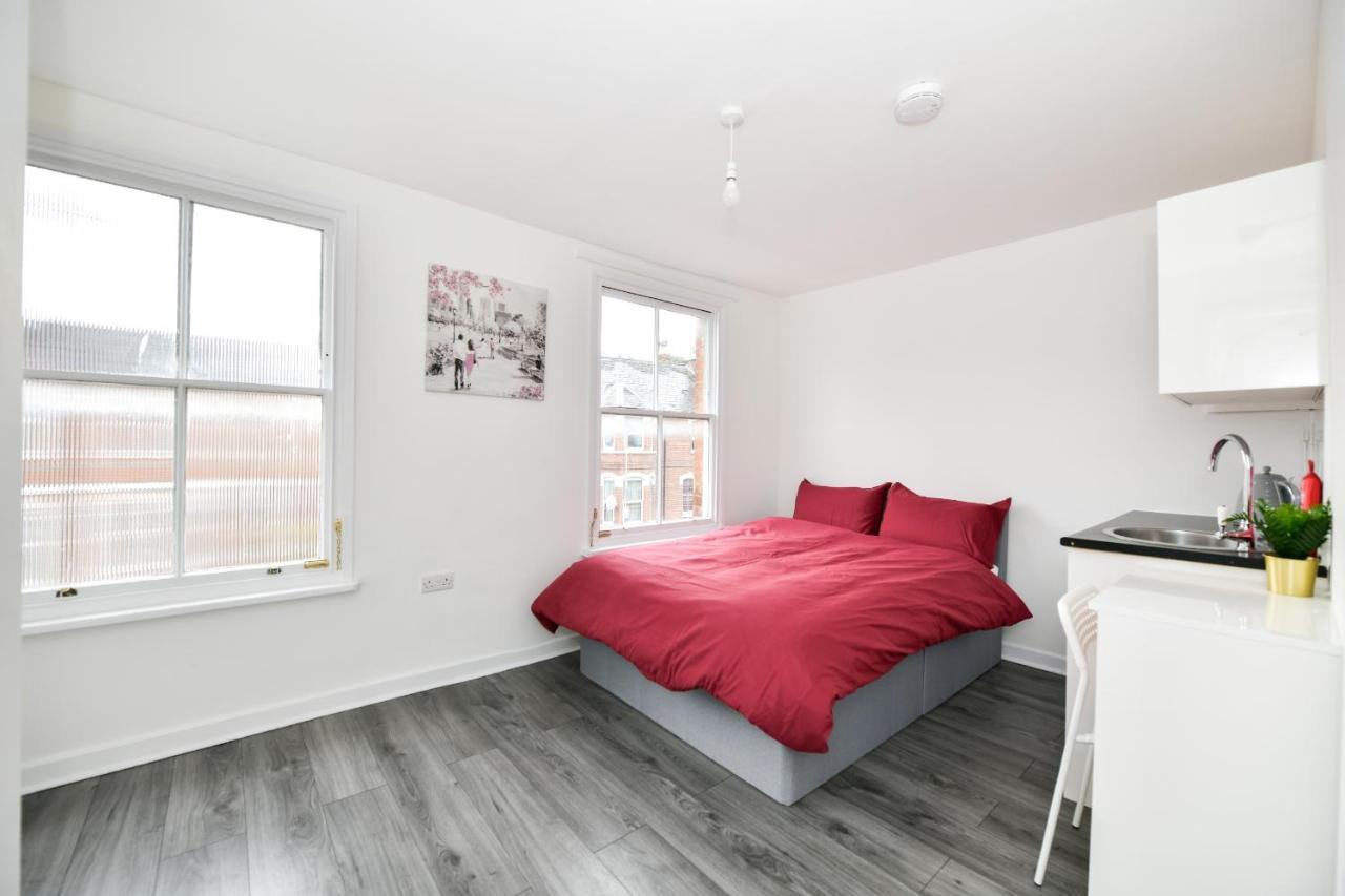 Waylen Street Suites Reading Eksteriør billede