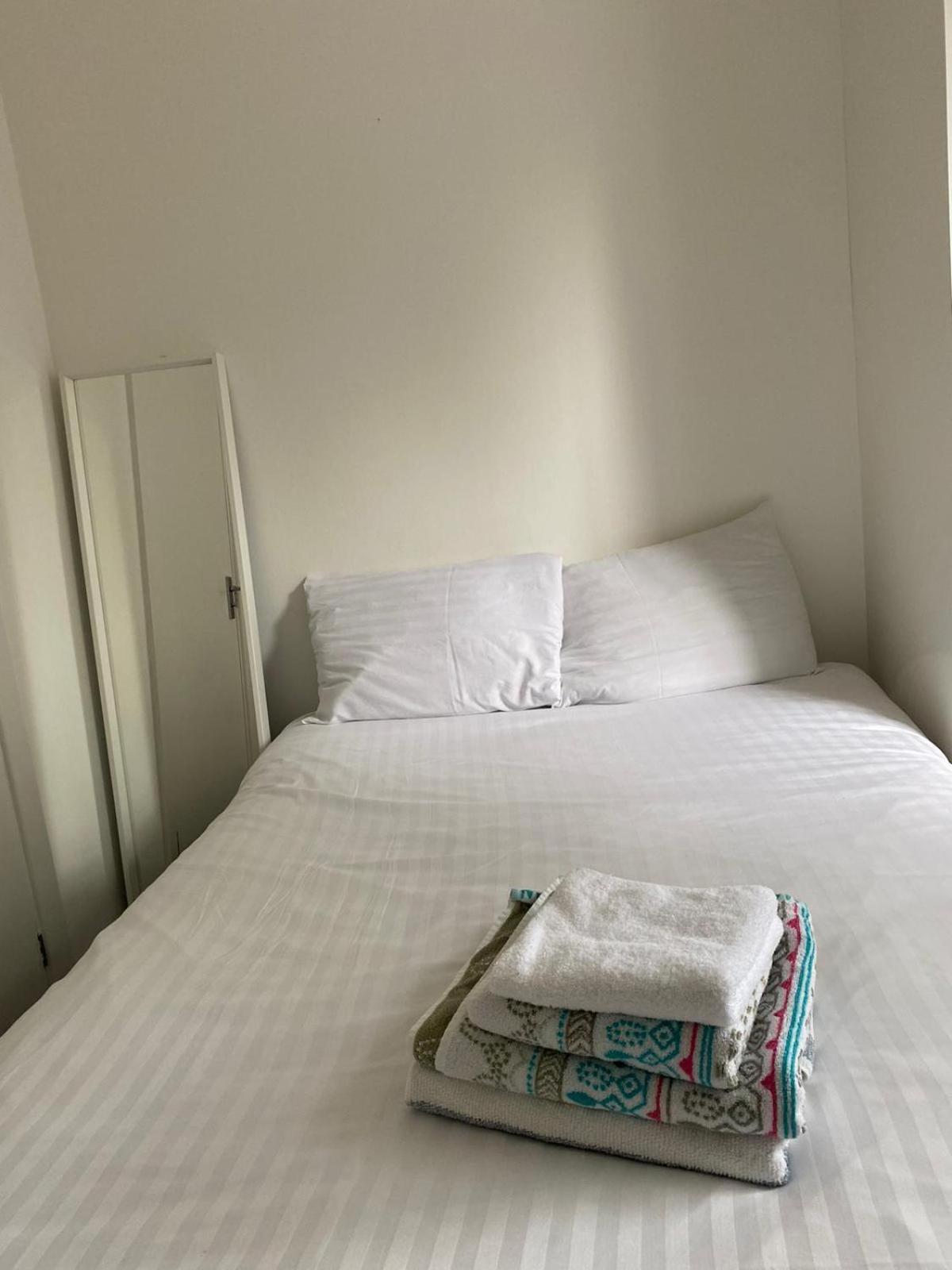 Waylen Street Suites Reading Værelse billede