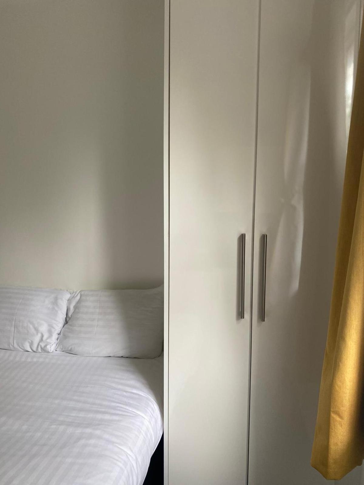 Waylen Street Suites Reading Værelse billede